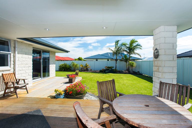 Photo of property in 10 Pohutukawa Grove, Lytton West, Gisborne, 4010