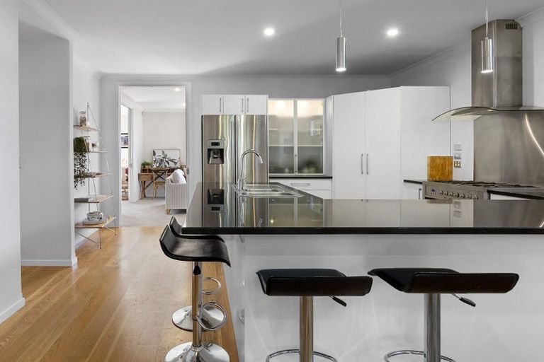 Photo of property in 9 Taylors Avenue, Bryndwr, Christchurch, 8052