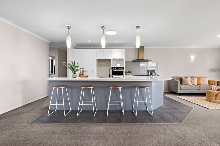 Photo of property in 31 Sarah Place, Papamoa Beach, Papamoa, 3118