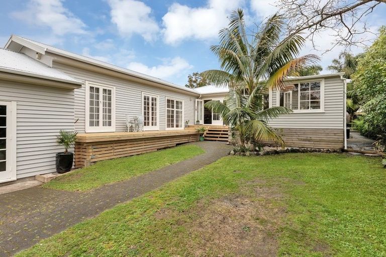 Photo of property in 54 Mackesy Road, Parahaki, Whangarei, 0112