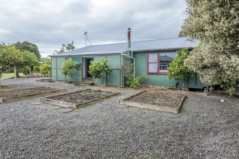 Photo of property in 63 Vista Road, Ohau, 5570