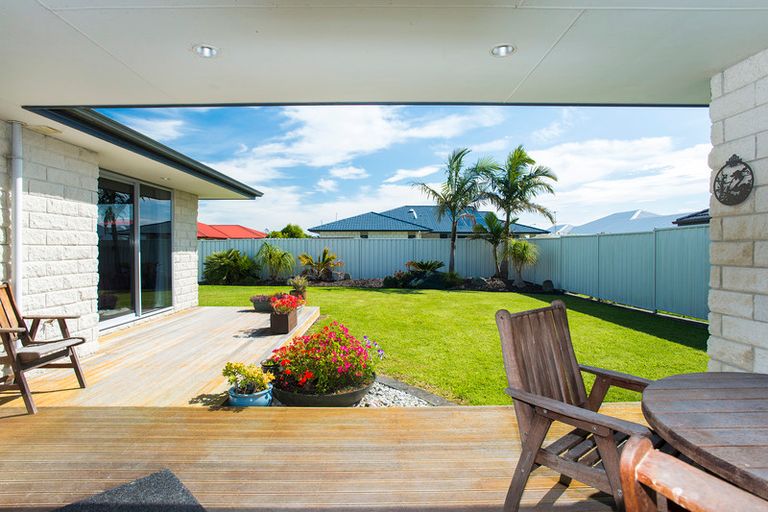 Photo of property in 10 Pohutukawa Grove, Lytton West, Gisborne, 4010