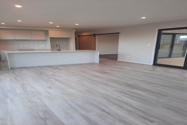 Photo of property in 5 Whanau Avenue, Baverstock, Hamilton, 3200