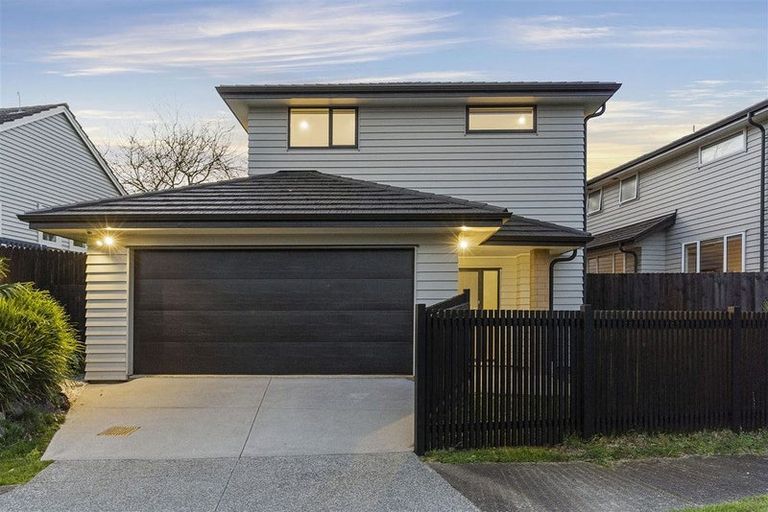 Photo of property in 1 Paihia Road, Onehunga, Auckland, 1061