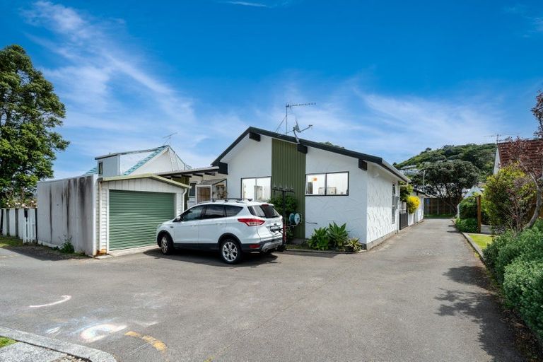 Photo of property in 42 Weka Street, Miramar, Wellington, 6022
