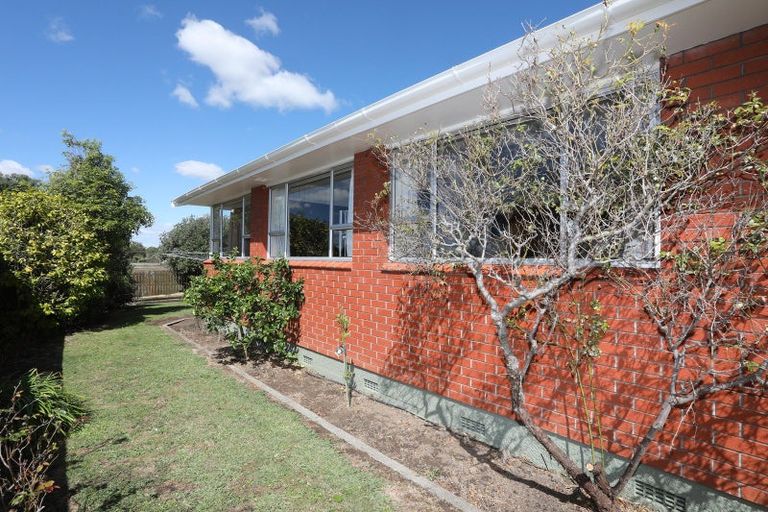 Photo of property in 15 Fergusson Street, Marton, 4710