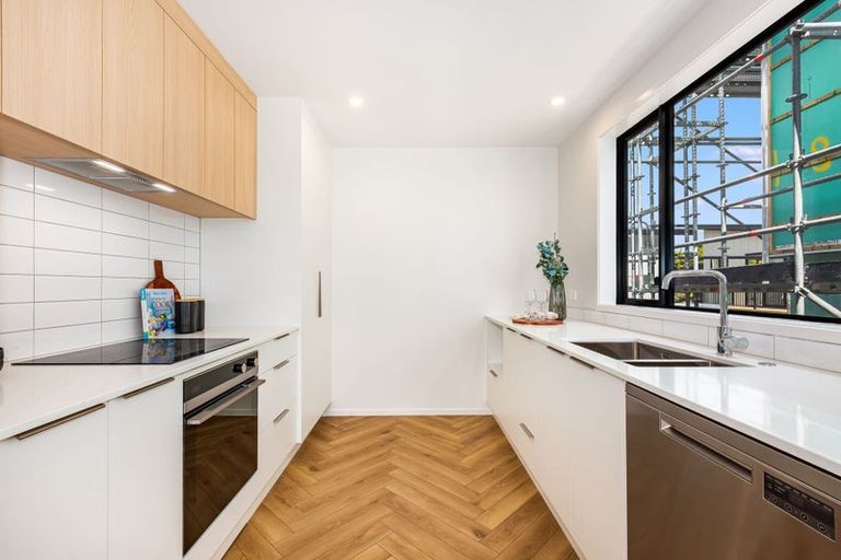 Photo of property in 115 Golf Road, Paraparaumu Beach, Paraparaumu, 5032