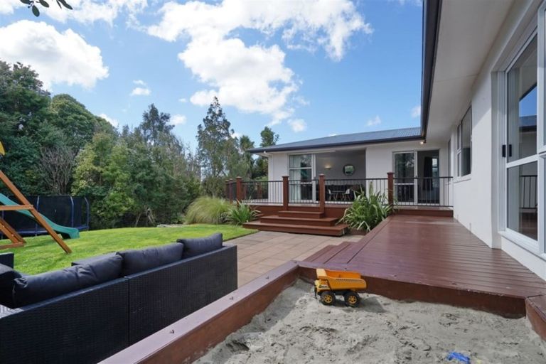 Photo of property in 4a Canberra Place, Redwood, Christchurch, 8051