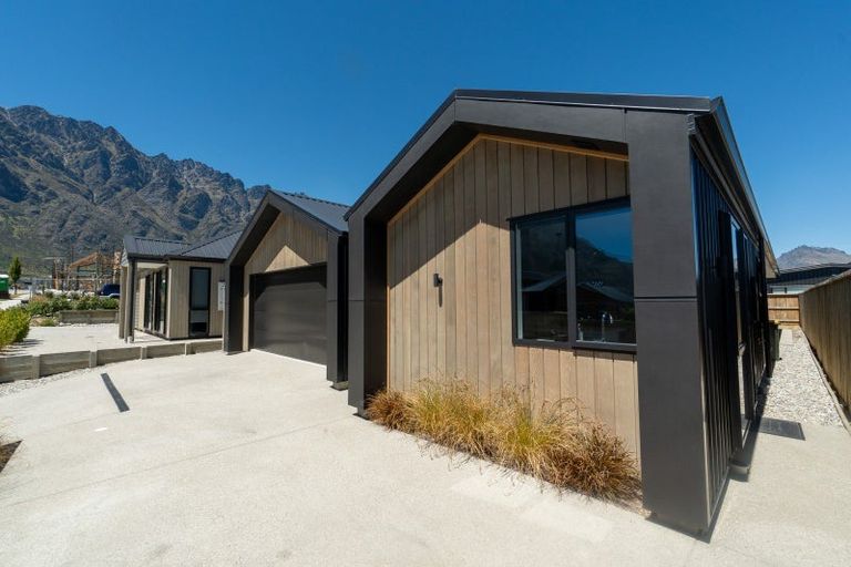 Photo of property in 93 Jack Hanley Drive, Jacks Point, Queenstown, 9371