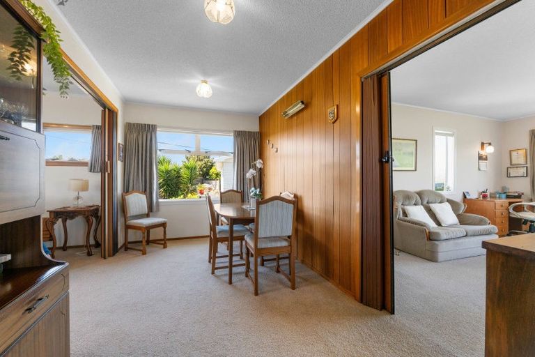 Photo of property in 11 Hulke Crescent, Bell Block, New Plymouth, 4312