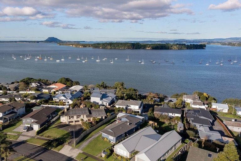 Photo of property in 35 Coppelia Avenue, Omokoroa, 3114