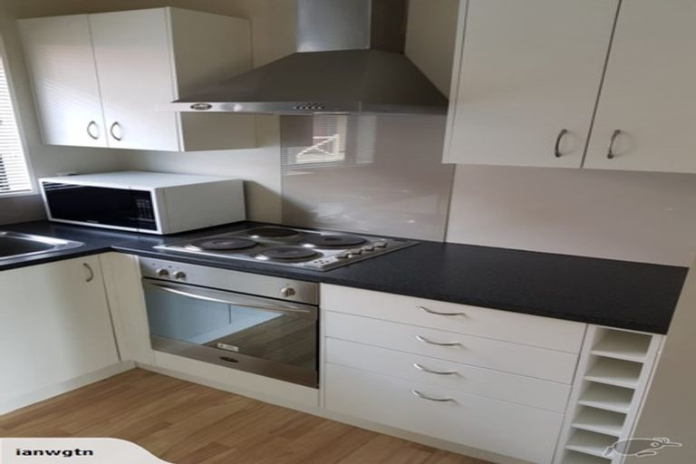 Photo of property in 6/199a Grant Road, Thorndon, Wellington, 6011