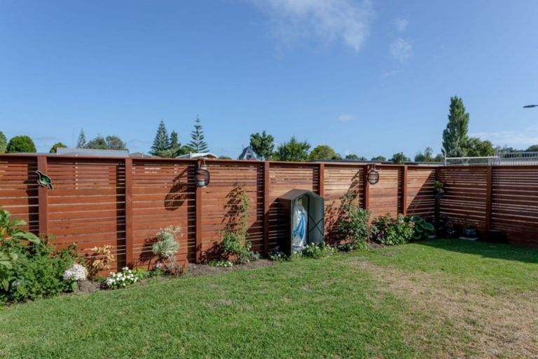 Photo of property in 26 Admiral Drive, Cooks Beach, Whitianga, 3591