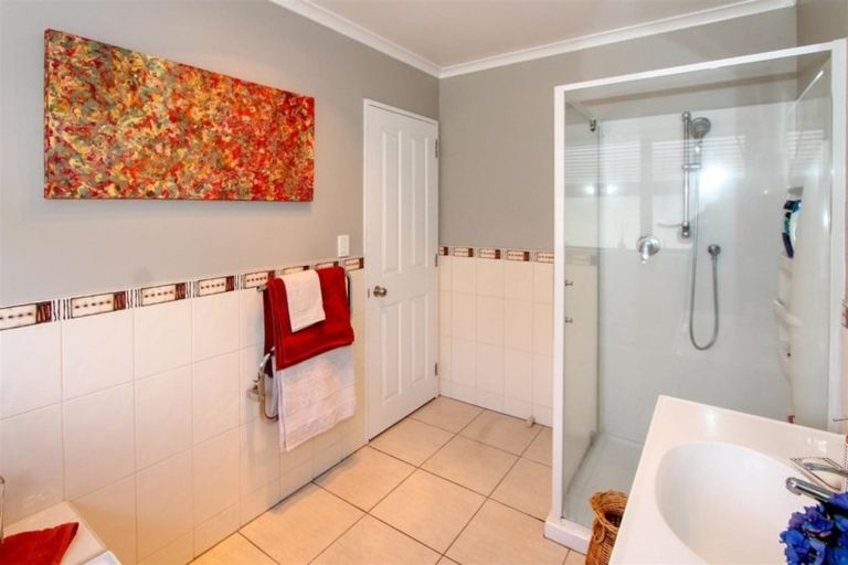 Photo of property in 17 Frame Place, Owhata, Rotorua, 3010