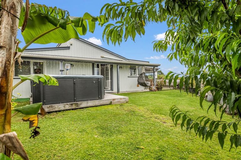 Photo of property in 80 Wishart Road, Helensville, 0875