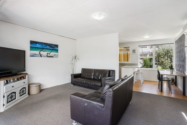 Photo of property in 470 Hibiscus Coast Highway, Orewa, 0931