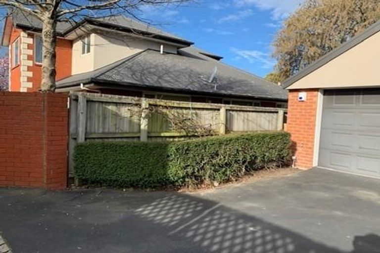 Photo of property in 7a Westburn Terrace, Burnside, Christchurch, 8041