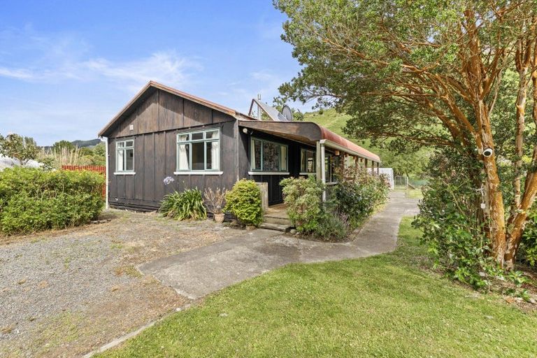 Photo of property in 21 Broadway, Mangaweka, 4797