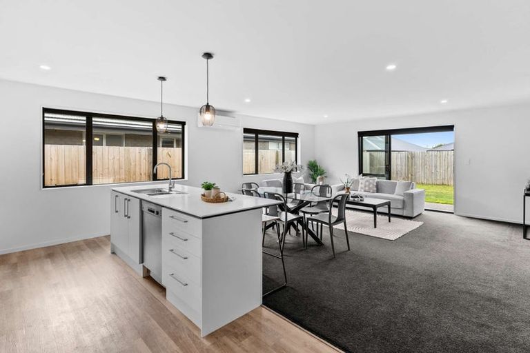 Photo of property in 4 Shrimpton Avenue, Woodend, 7610