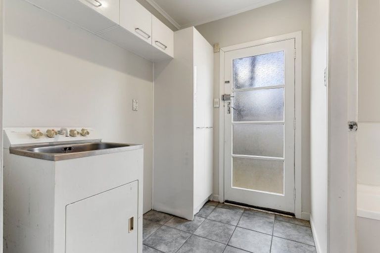 Photo of property in 31 Clevedon Road, Papakura, 2110