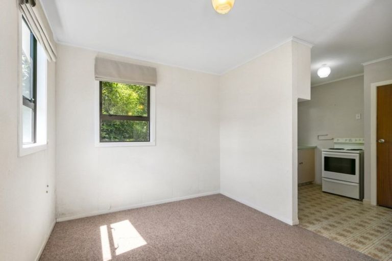 Photo of property in 9a City View Grove, Harbour View, Lower Hutt, 5010