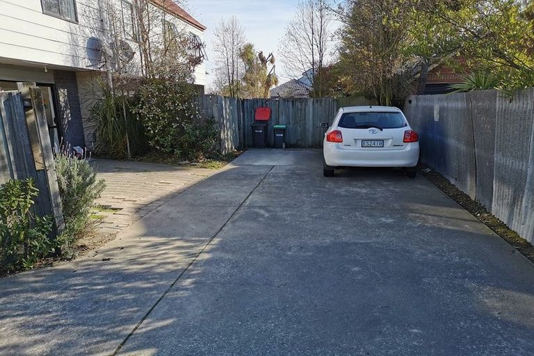 Photo of property in 1/111 Clarence Street, Riccarton, Christchurch, 8011