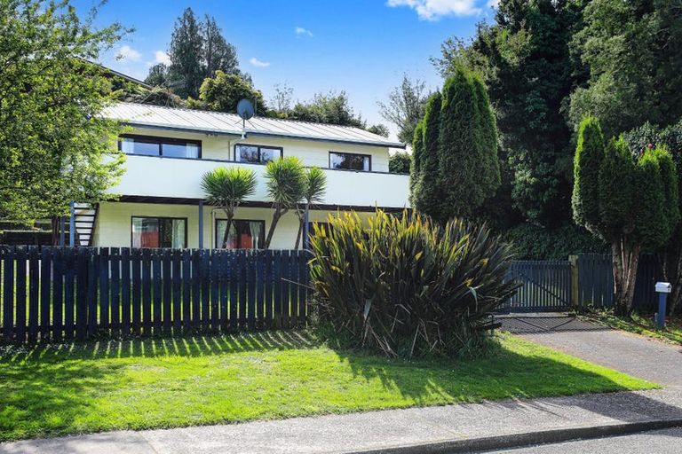 Photo of property in 9 Tihi Road, Springfield, Rotorua, 3015