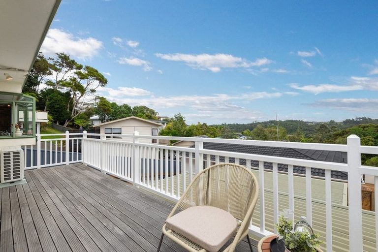 Photo of property in 2/21 Bonito Place, Bayview, Auckland, 0629