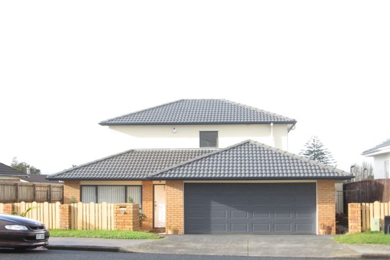 Photo of property in 13a Halver Road, Hillpark, Auckland, 2102