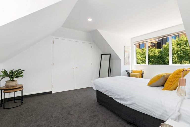 Photo of property in 34b Sainsbury Road, Fernhill, Queenstown, 9300