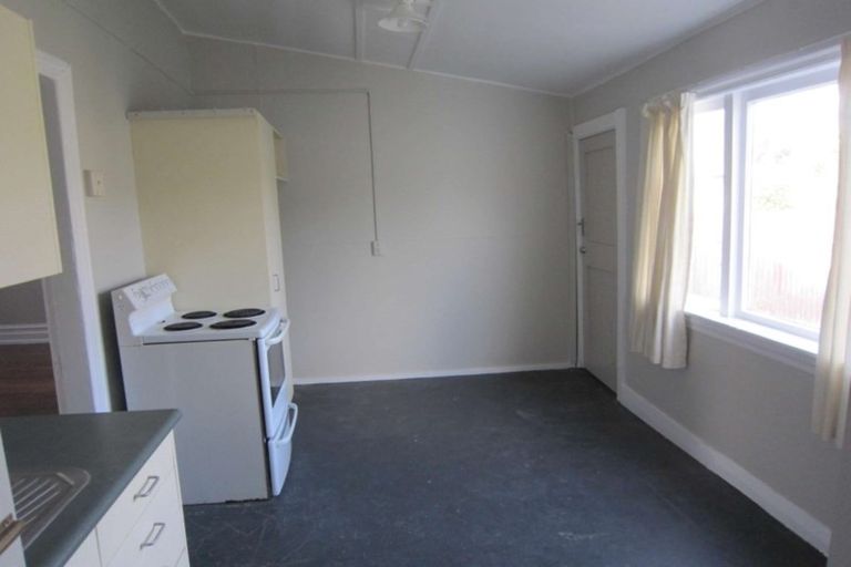Photo of property in 11 Richmond Street, Petone, Lower Hutt, 5012