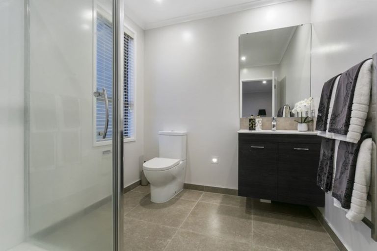 Photo of property in 9 Rangihina Road, Hobsonville, Auckland, 0616