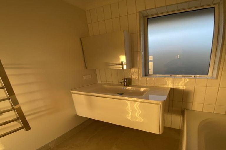 Photo of property in 3 Moore Street, Forest Lake, Hamilton, 3200