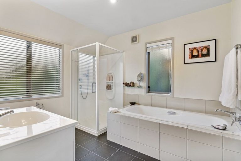 Photo of property in 50b Valley Road, Mount Maunganui, 3116