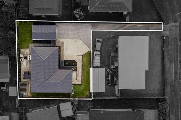 Photo of property in 2/4 Myna Place, Weymouth, Auckland, 2103