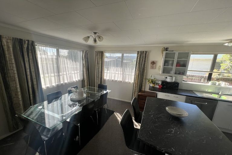 Photo of property in 65 Liverpool Street, Levin, 5510