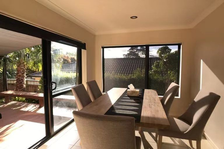 Photo of property in 19 Dressage Lane, Greenhithe, Auckland, 0632