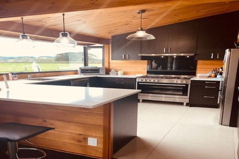 Photo of property in 396 Airfield Road, Ardmore, Papakura, 2582