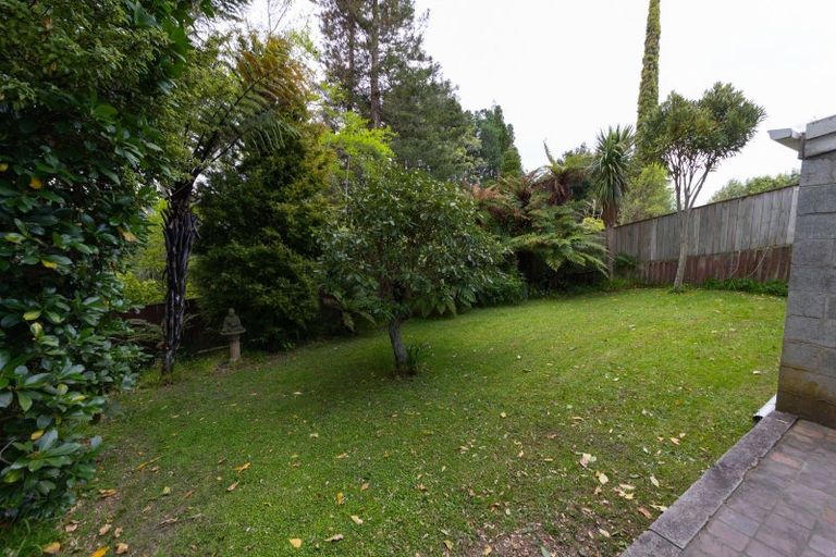 Photo of property in 4 Seaton Court, Hokowhitu, Palmerston North, 4410