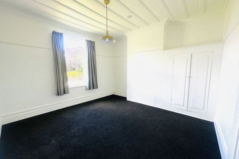 Photo of property in 1 Milner Street, Oamaru North, Oamaru, 9400