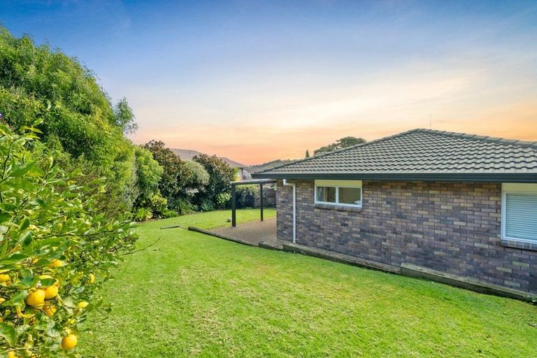 Photo of property in 13 Kuripaka Crescent, The Gardens, Auckland, 2105