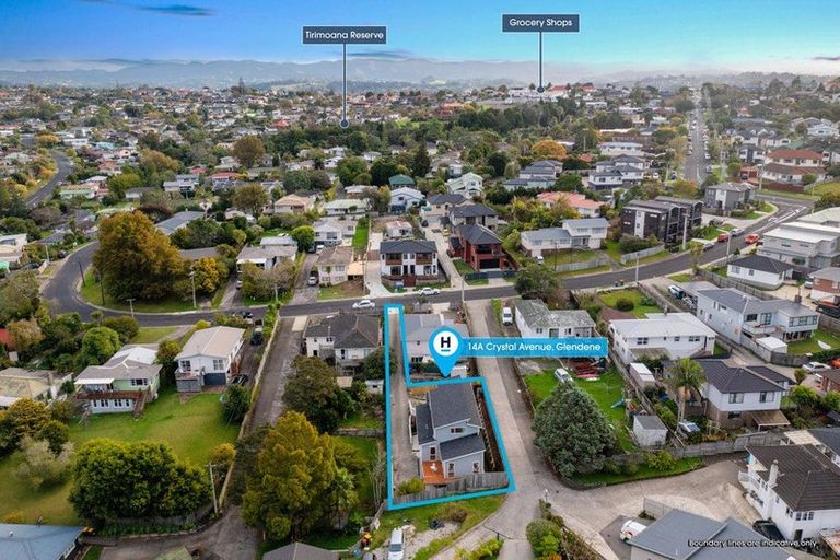 Photo of property in 14a Crystal Avenue, Glendene, Auckland, 0602