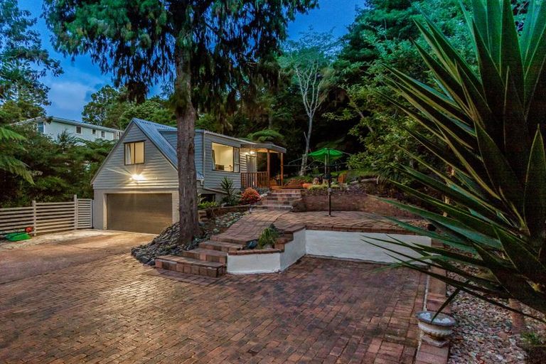 Photo of property in 6 Karen Road, Laingholm, Auckland, 0604