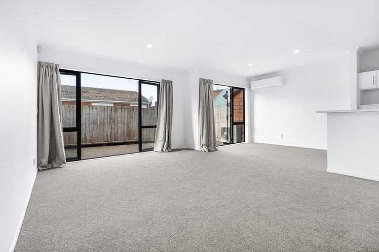 Photo of property in 12c Kelvin Place, Hamilton East, Hamilton, 3216