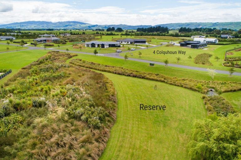 Photo of property in 3 Paterson Lane, Kelvin Grove, 4470