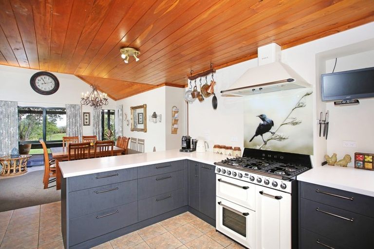 Photo of property in 22b Stone Road, Bombay, 2675