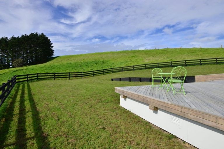 Photo of property in 608a West Coast Road, Makarau, Warkworth, 0981