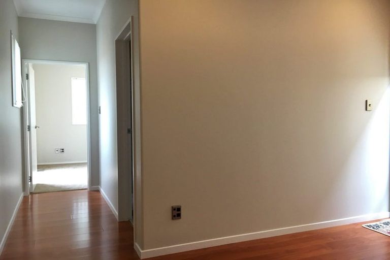 Photo of property in 16 Moville Drive, Flat Bush, Auckland, 2019