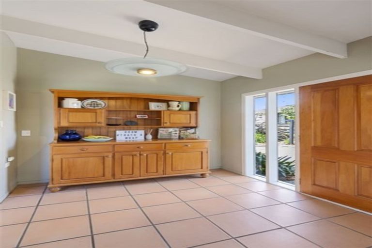 Photo of property in 9 Monument Road, Clevedon, Papakura, 2582