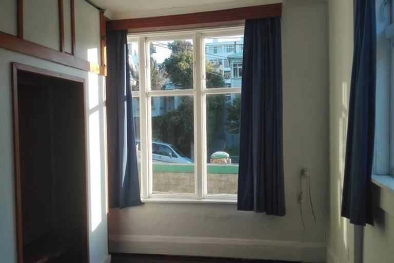 Photo of property in 71 Majoribanks Street, Mount Victoria, Wellington, 6011